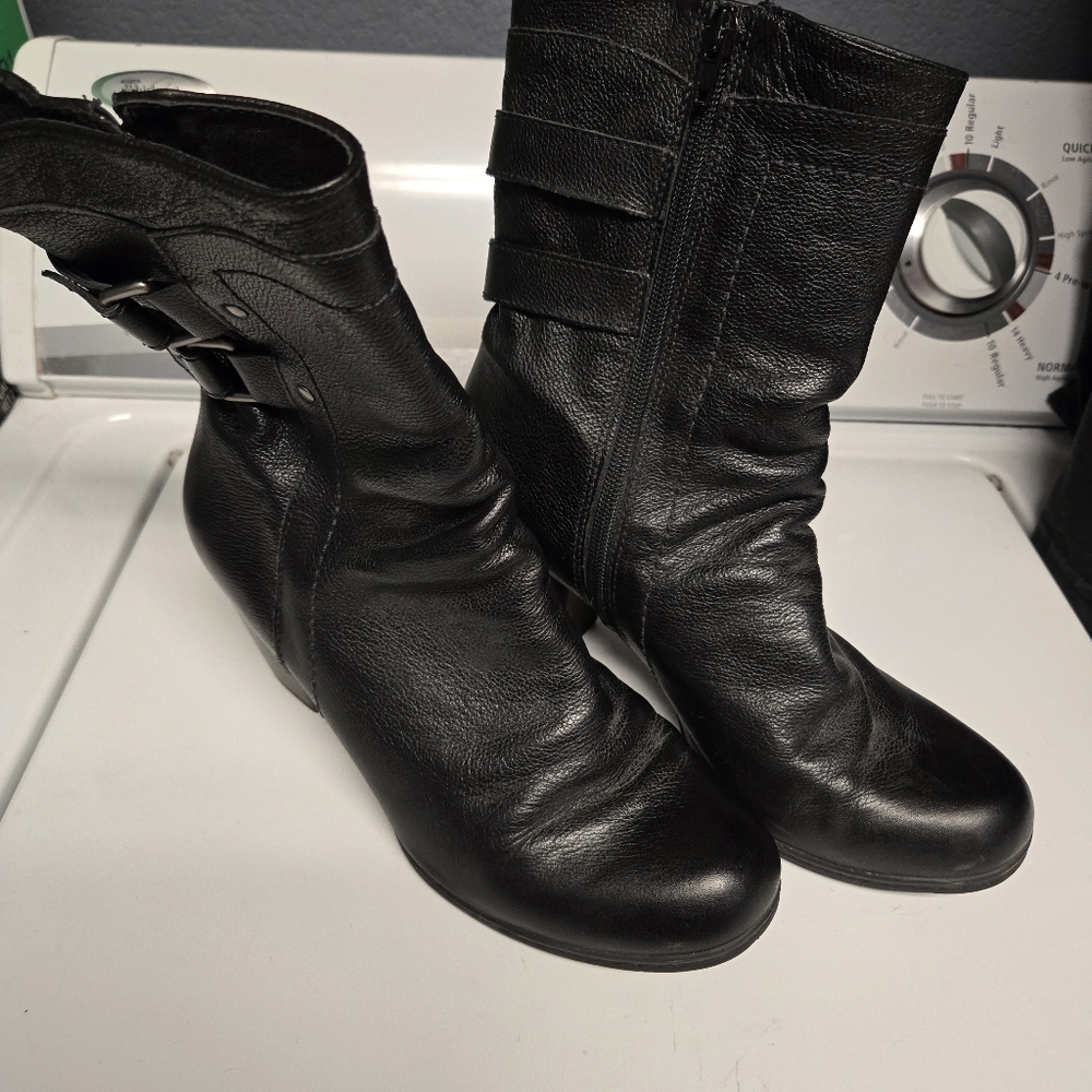 Nurture Black Leather Zip Buckle Strap Fashion Boots Womens Size 10